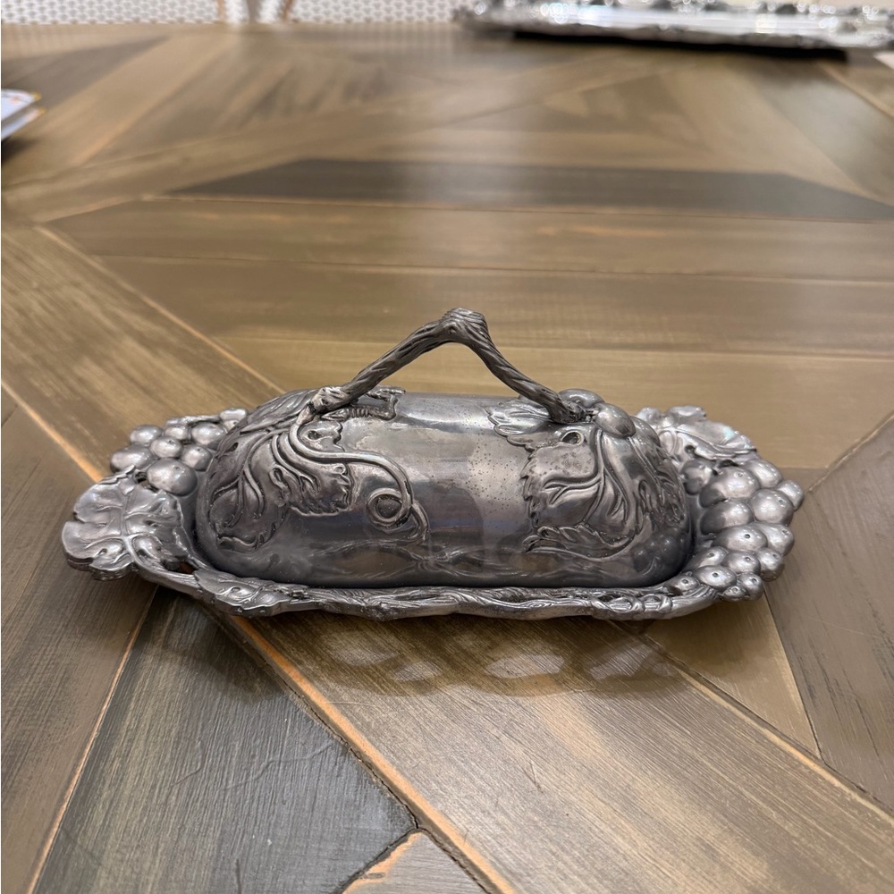 Arthur Court Silver Grape Collection Butter Dish with Lid